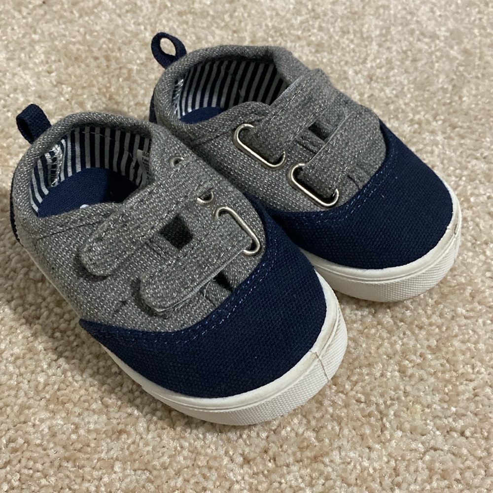 Baby/toddler Garanimals boy shoes